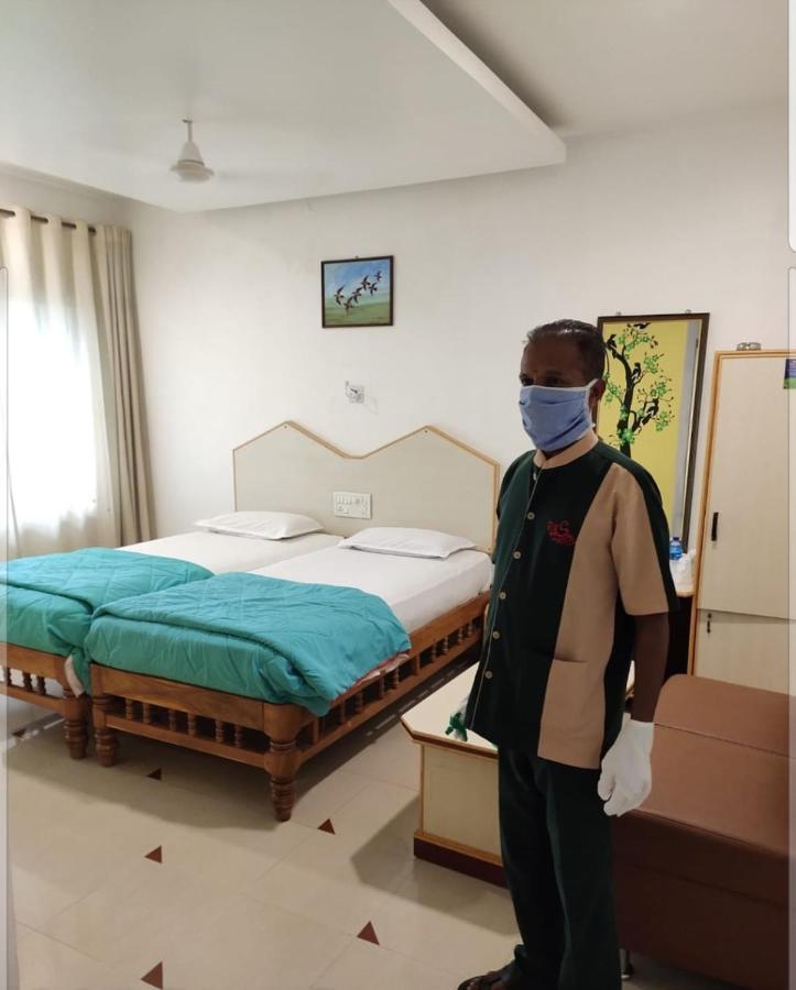 Hotel Sharada International Udupi Zewnętrze zdjęcie