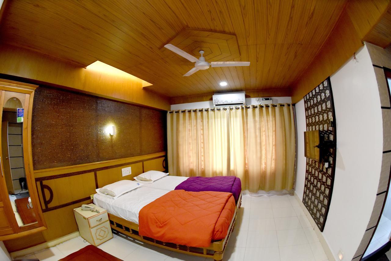 Hotel Sharada International Udupi Zewnętrze zdjęcie