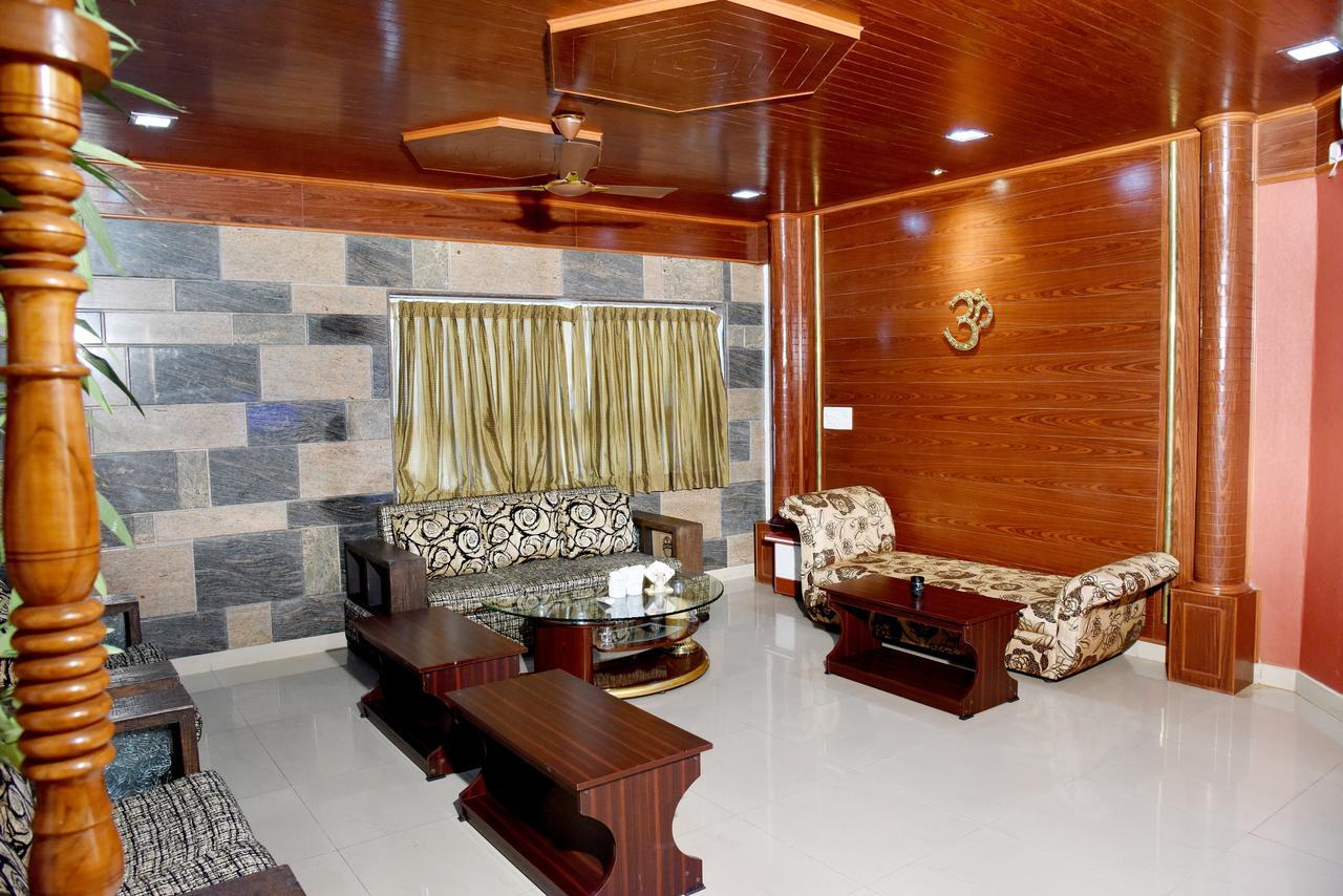 Hotel Sharada International Udupi Zewnętrze zdjęcie