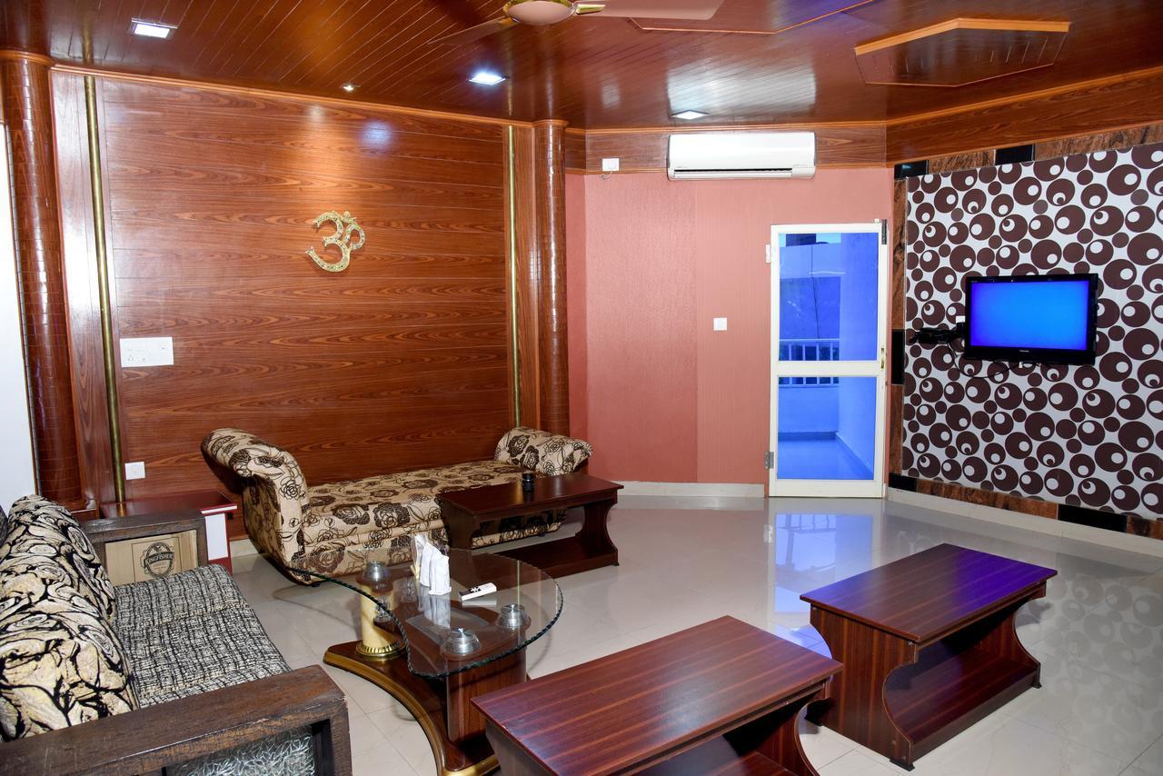 Hotel Sharada International Udupi Zewnętrze zdjęcie